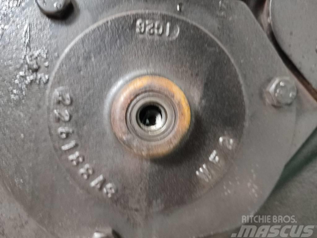 New Holland Gearbox 84141370 New Holland T8.360 Transmission
