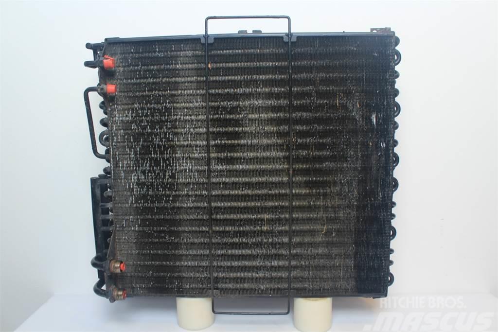Case IH MX110 Oil Cooler Engines