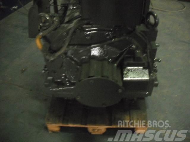 Komatsu HD605-7 gearbox Transmission Rigid dump trucks