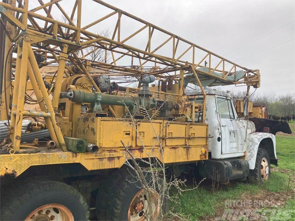  Mobile B61 Drill Rig Surface drill rigs