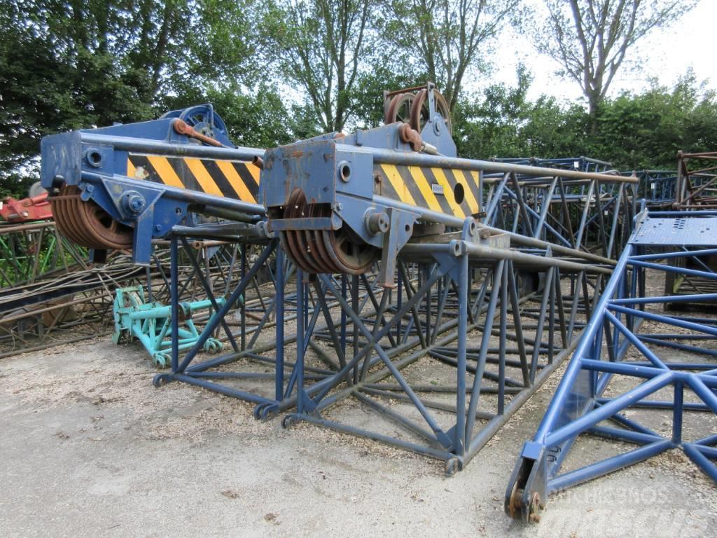 Hitachi KH 180 upper and bottom section Crane parts and equipment