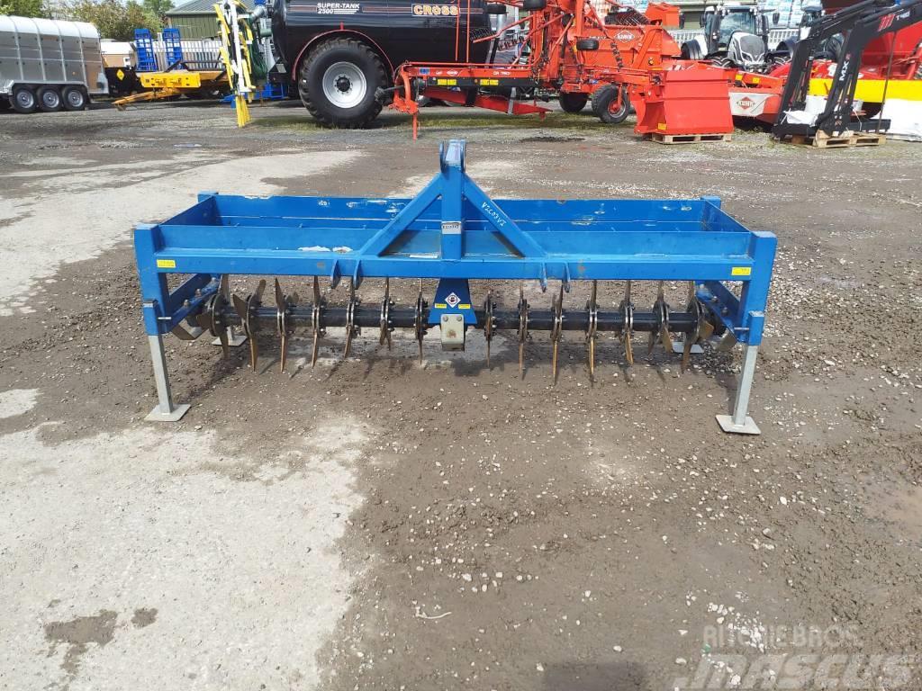 Fleming AR8 AERATOR Other tillage machines and accessories