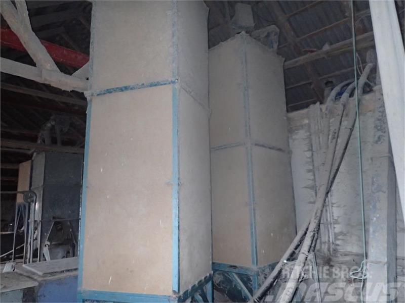  - - -  Færdigvarer siloer fra 1-2 ton Silo unloading equipment