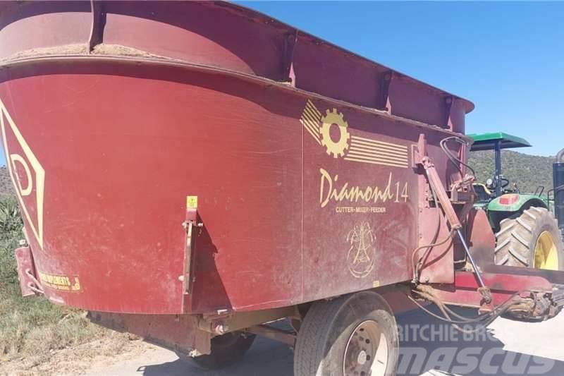 Diamond 14 Feedmixer Crop processing and storage units/machines - Others
