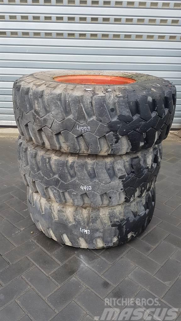 Michelin 335/80R18 (12.5R18) - Tyre/Reifen/Band Tyres, wheels and rims
