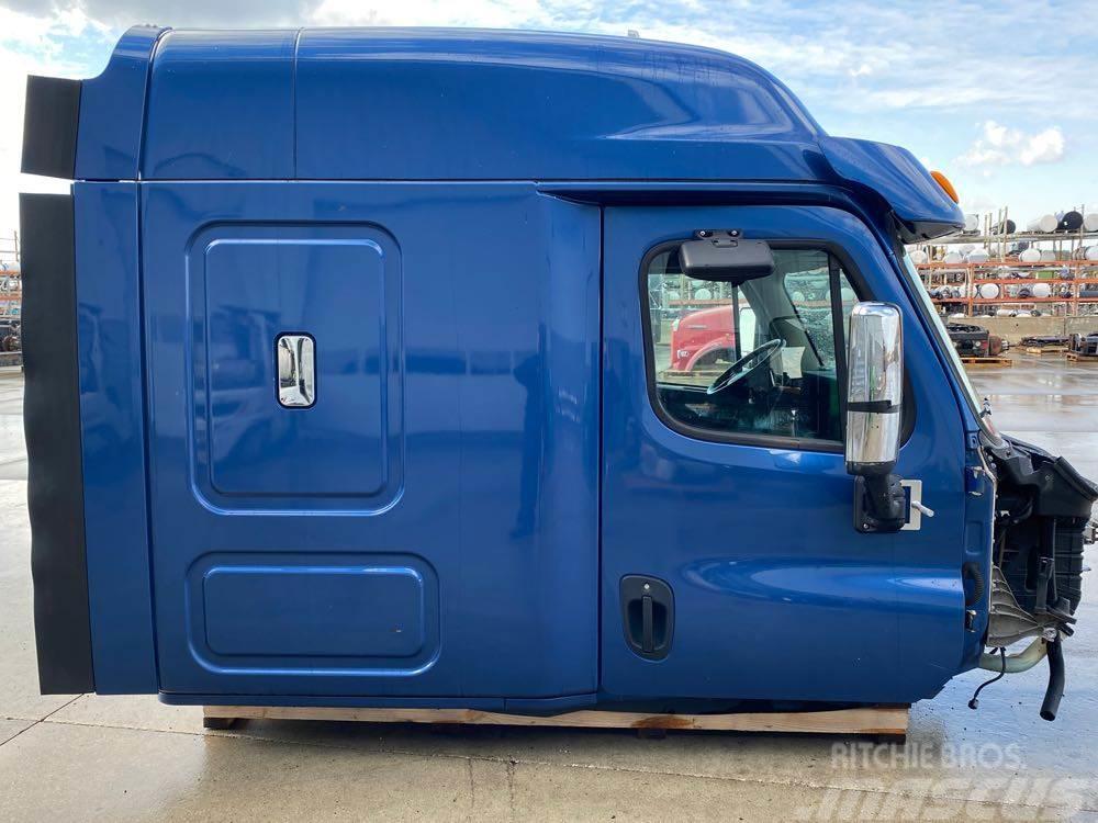 Freightliner Cascadia Cabins and interior