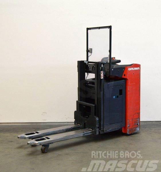 Linde D 12 SF ION 1164 Self propelled stackers