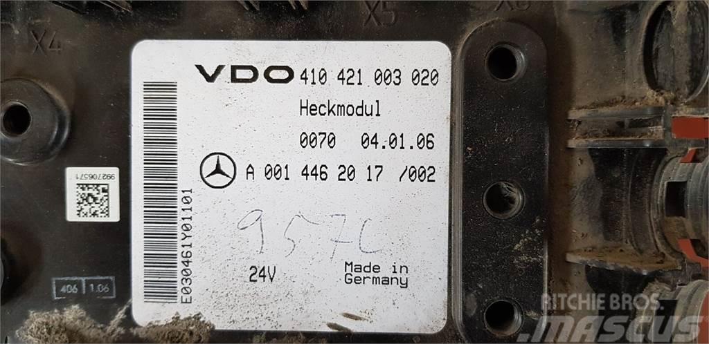 Mercedes-Benz A 001 446 2017 Electronics