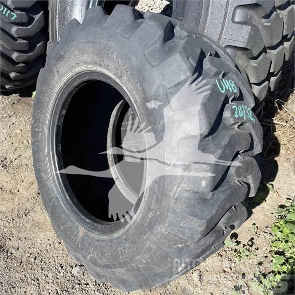 Firestone 12.5/80x18 Tyres, wheels and rims