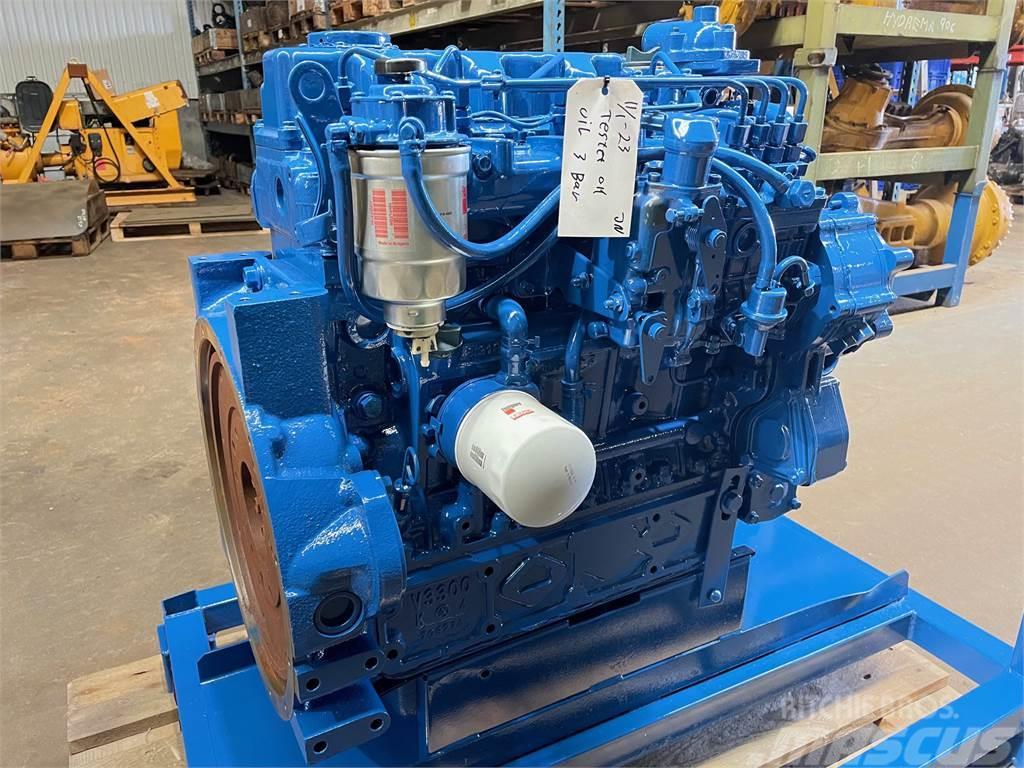 Kubota V3300 motor Engines