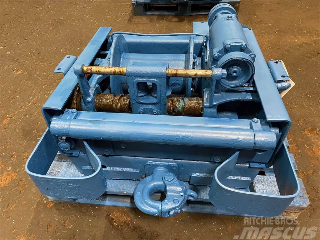  Snekkegearspil 20 ton Hoists, winches and material elevators