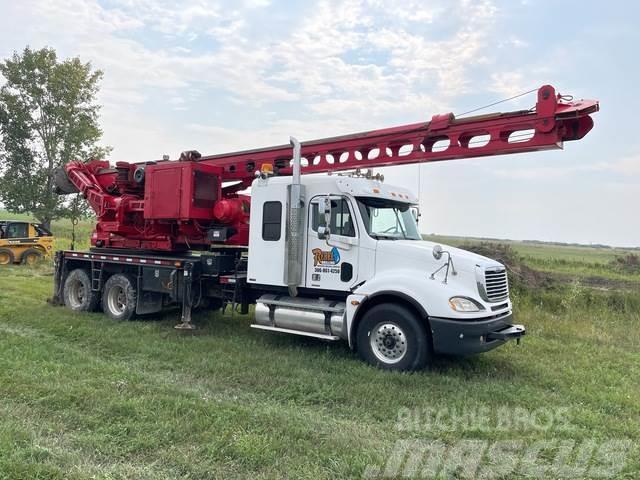  Freighliner Columbia Mobile drill rig trucks