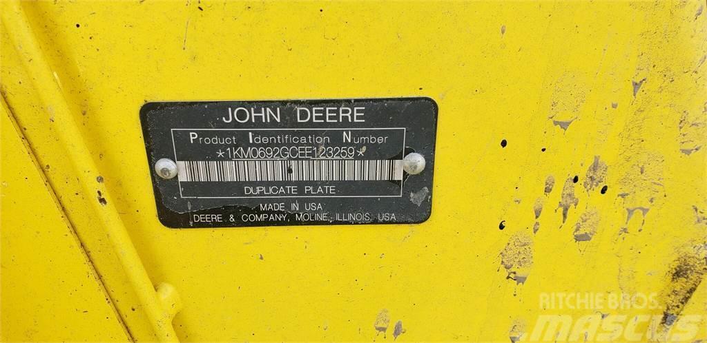 John Deere 692 Other forage harvesting equipment