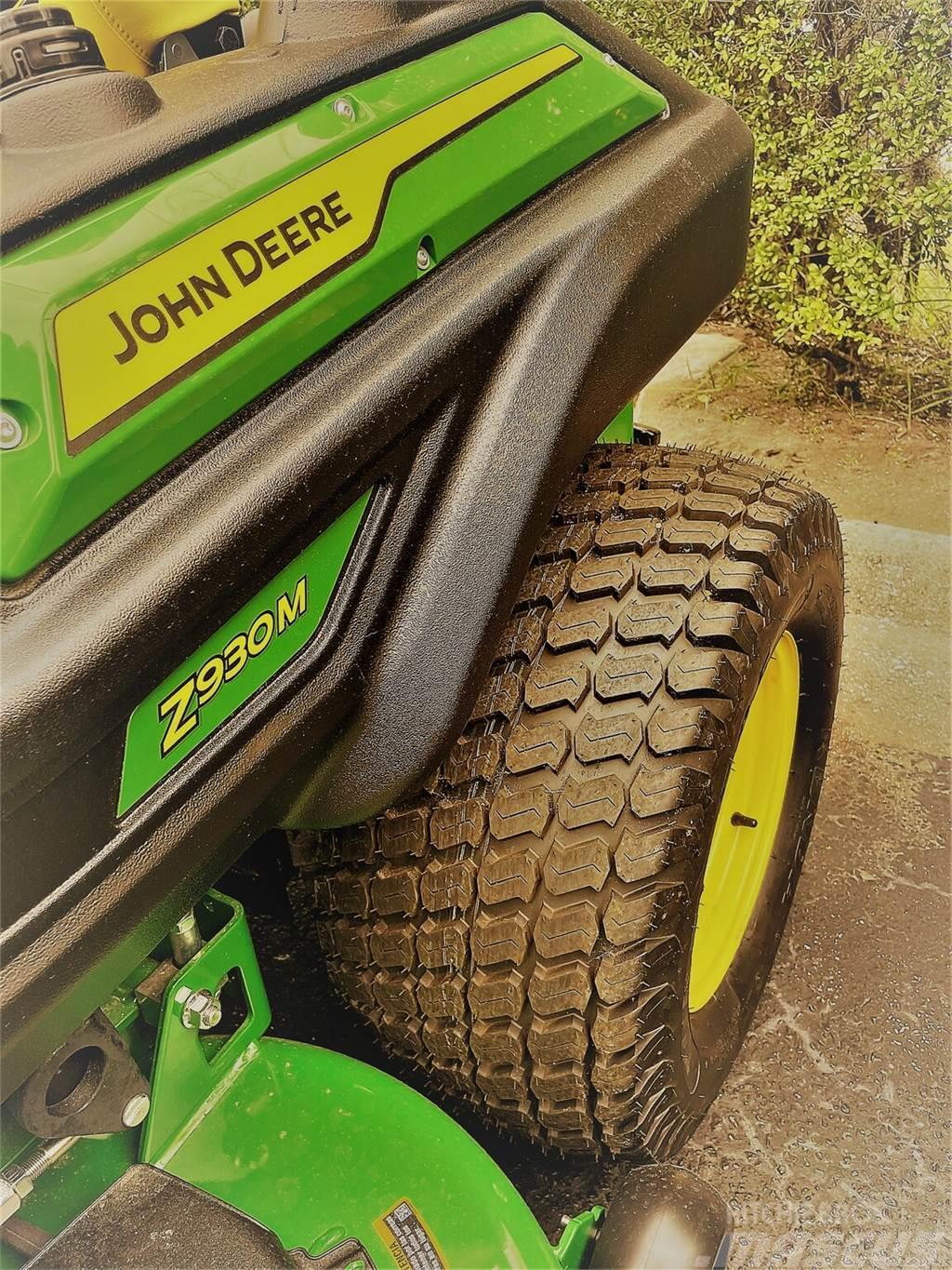 John Deere z930 Tractors