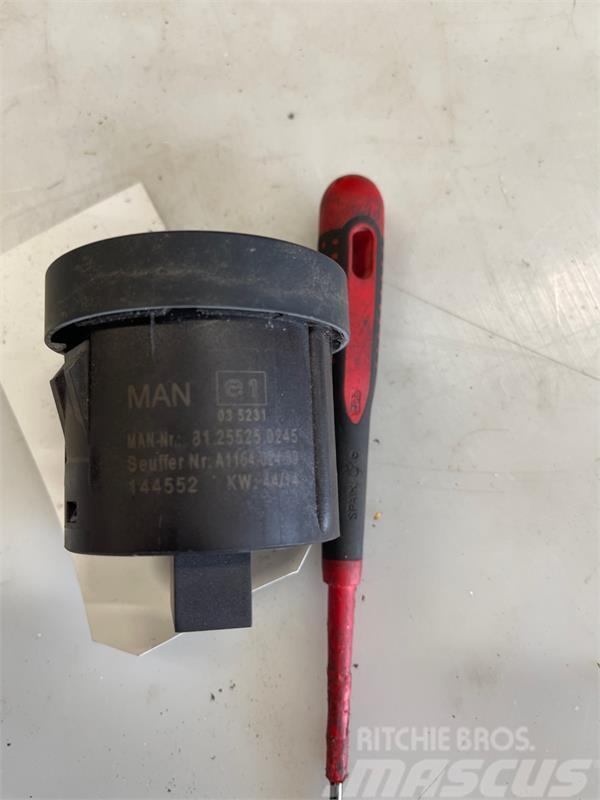 MAN MAN GEARSHIFT 81.25525-0245 Other components