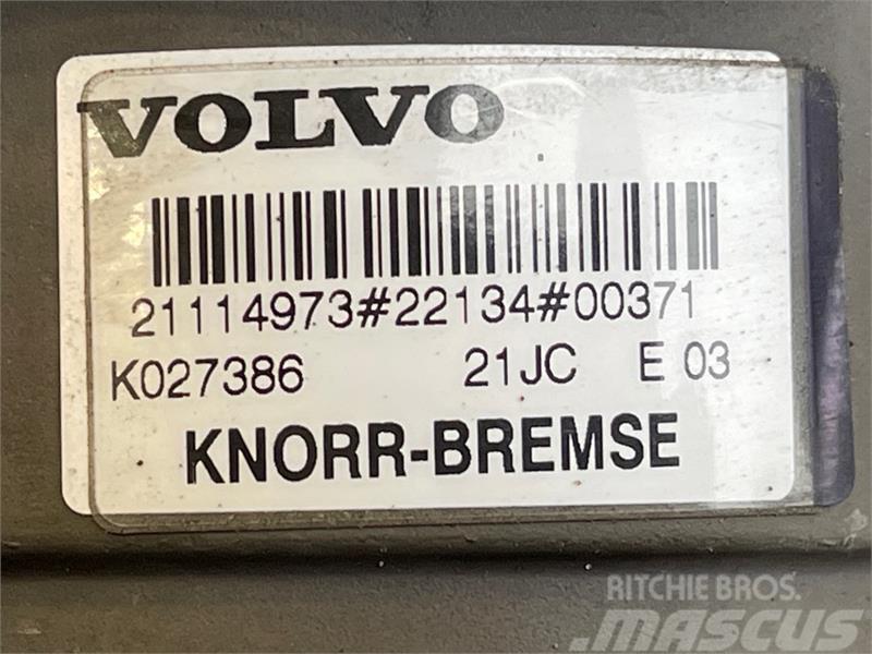 Volvo  FOOT BRAKE MODULE 21114973 Radiators