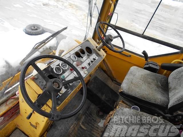 Bomag BW-161AC Twin drum rollers