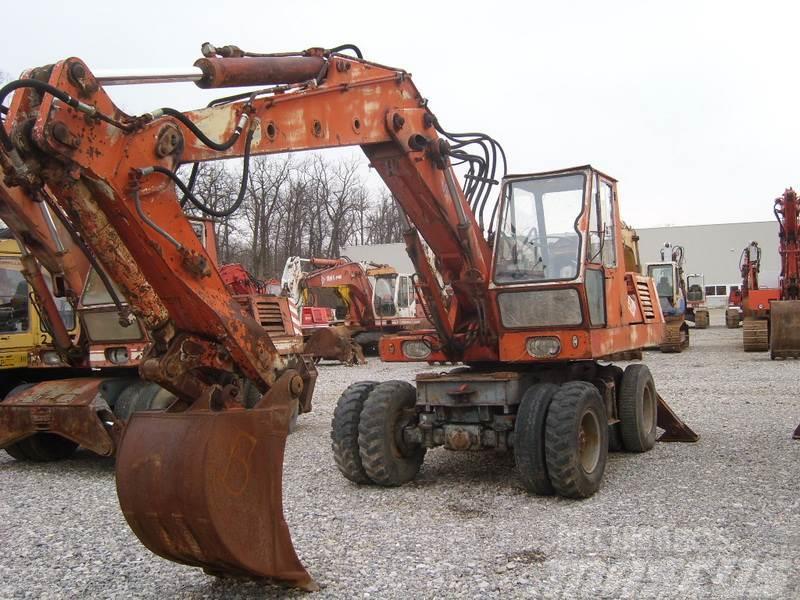 O&K MH6 Wheeled excavators