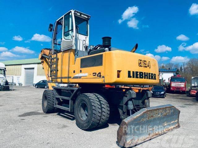 Liebherr A924 C-HD LITRONIC Wheeled excavators