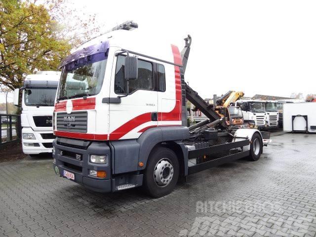 MAN TGA 18.360 / Rotes Kreuz Hook lift trucks