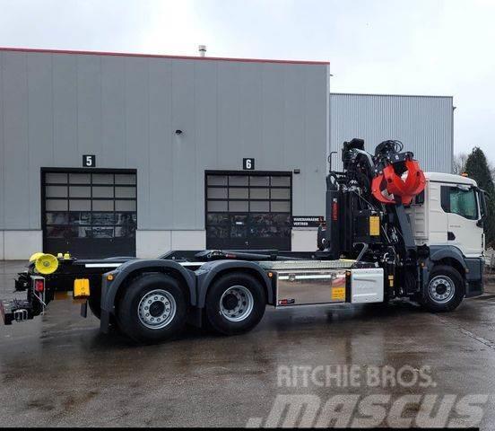 MAN TGS 26.470 6x2 Abrollkipper + Kran LogLift 150 Z Hook lift trucks