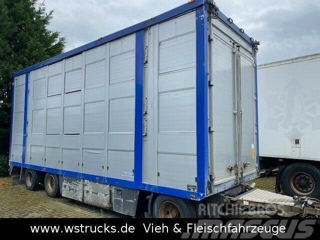  Menke-Janzen Menke 3 Stock Ausahrbares Dach Vollal Animal transport trailers