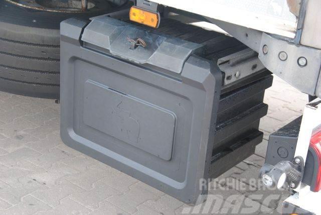 Schmitz Cargobull Doppelstock, pallet box, ThermoKing Temperature controlled semi-trailers