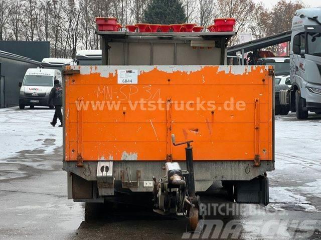  Trebbiner KH 35.52 Pritsche mit Verkehrsleitschild Flatbed/Dropside trailers