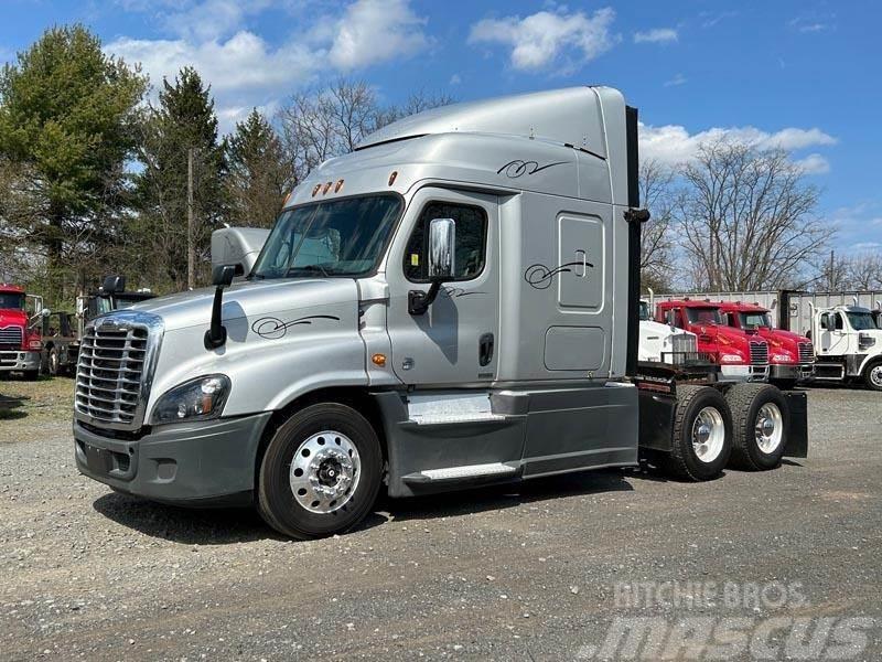 Freightliner Cascadia 125 Evolution Tractor Units