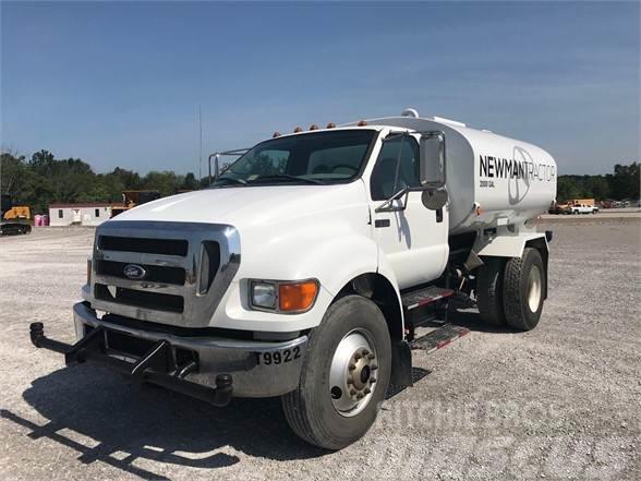 Ford F750 Water tankers
