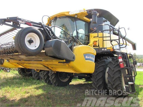 New Holland CX8080 Combine harvesters