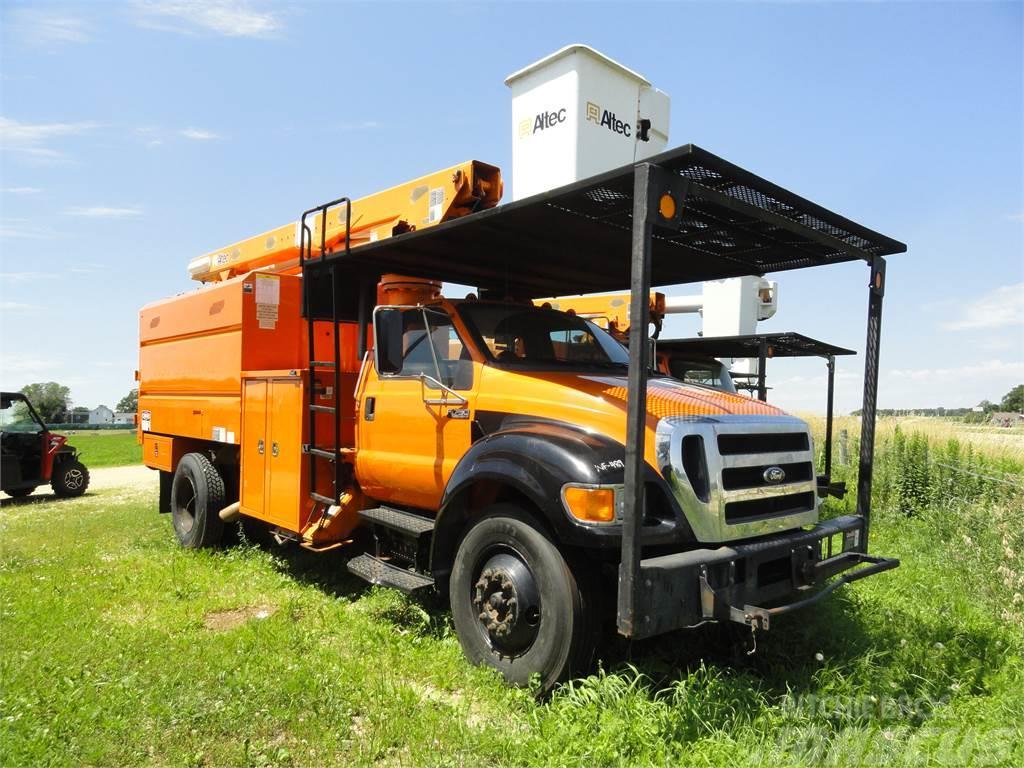  Ford/ Altec F750/ LR7-56 Truck & Van mounted aerial platforms