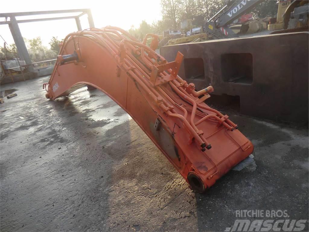 Hitachi ZX240 BAS Chassis and suspension