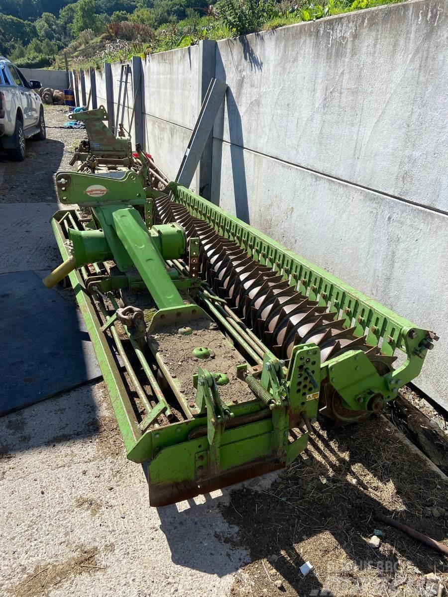 Dowdeswell  Power harrows and rototillers