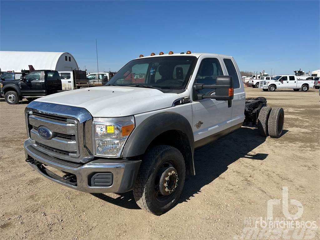 Ford F-550 Chassis Cab trucks