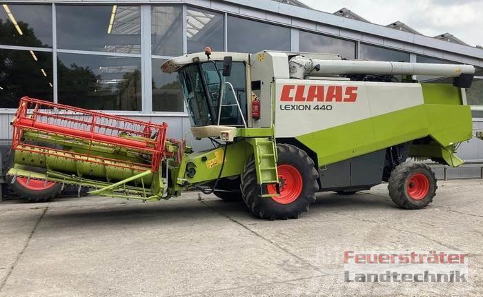 CLAAS LEXION 440 AC Combine harvesters