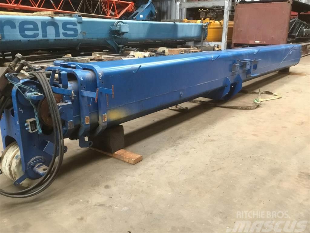 Grove GMK 3050 telescopic section 1 Crane parts and equipment