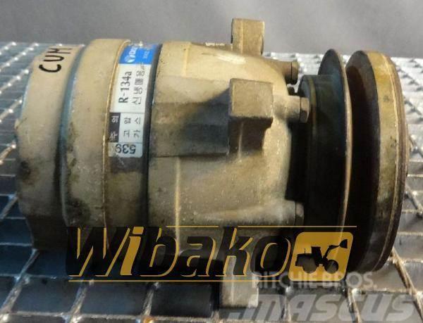Daewoo Air conditioning compressor Daewoo J639 5110539 Engines