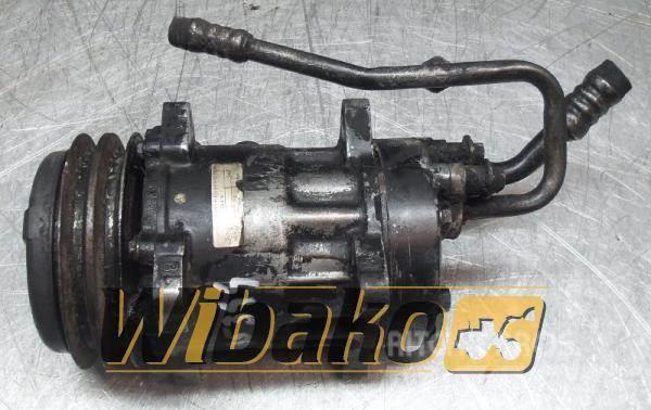  Valeo Air conditioning compressor Valeo TD122KLE 9 Other components