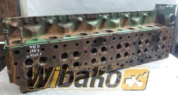 Volvo Cylinder head Volvo D12D LAE3 420653412 Other components