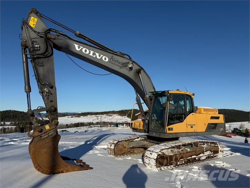 Ec250dl Volvo EC250DL Gravemaskin 11 428 timer m/ tiltrotator og, 2011 ...